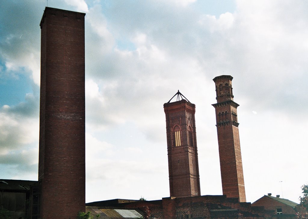 Leeds - The three towers by Juan Carlos Gomez