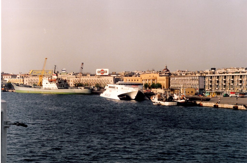 Messina port - NF by Ferenc Nagy