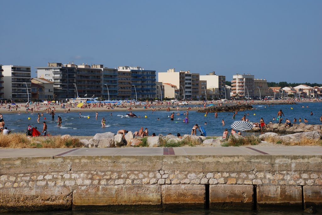 Palavas les Flots, Strand so weit das Auge reicht by Toni Schröttner