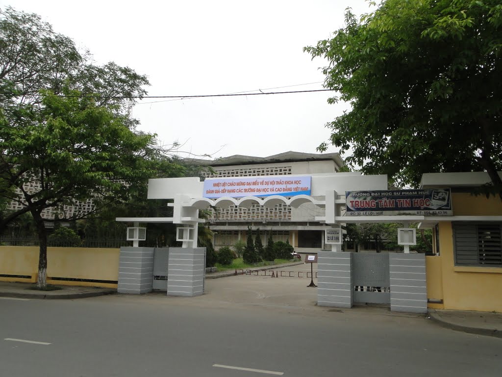 Trường đại học Sư Phạm Huế by Ngọc Viên