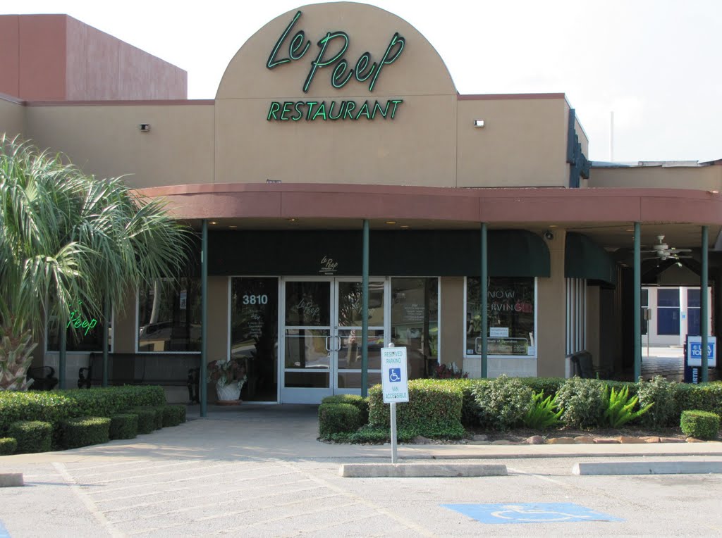 Le Peep Restaurant at Farnham near Greenbriar [closed in April 2013] - Fwy 59 - Houston TX 77098 by Wolfgang Houston