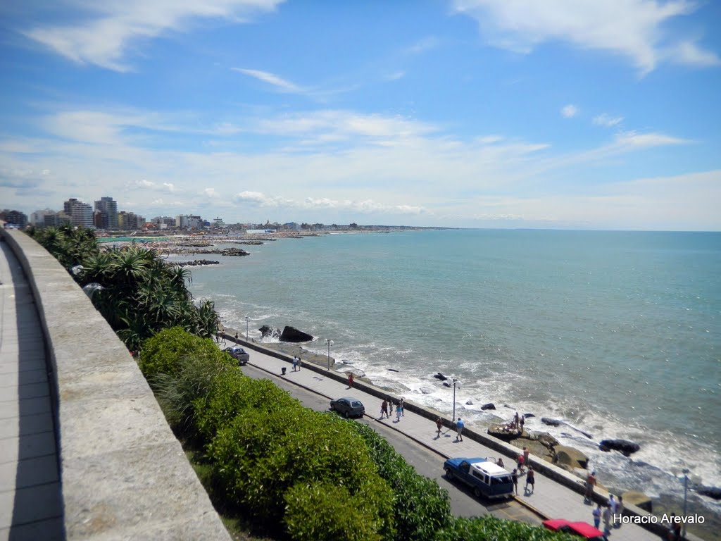 Beach La Perla from the Hill of Alfonsina Storni. Looking at the beaches in the area of La Perla. by Horacio Arevalo