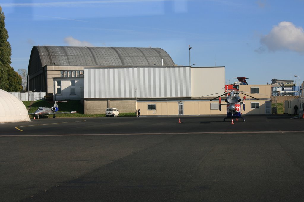 Airport Luxembourg, Luxembourg Air Rescue Hangar by roadrunner1971