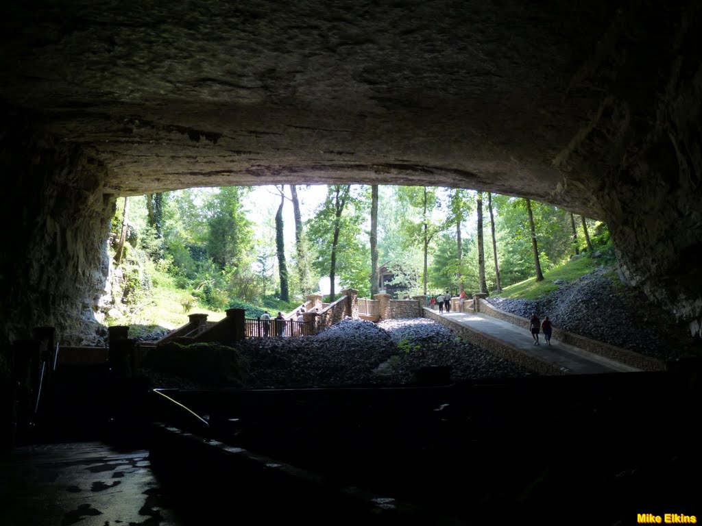 Catheral Caverns by Mike Elkins