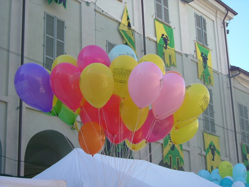 Piazza Ottinetti, Carnevale Ivrea by aldofoti