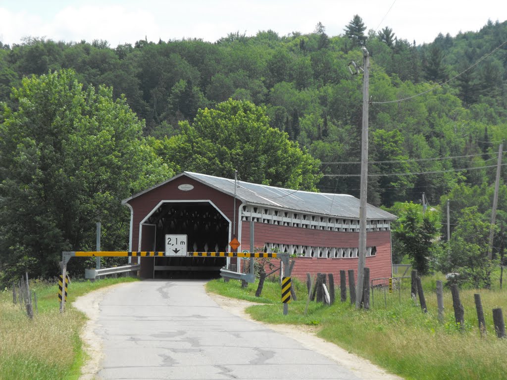 Prud'homme Covered Bridge by pegase1972