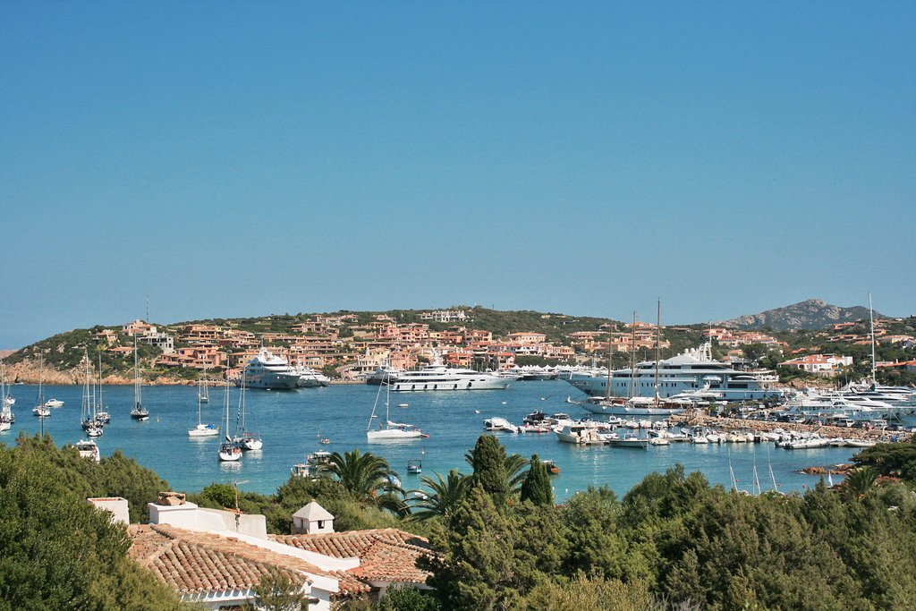 Portocervo, veduta porto e paese by Boss837