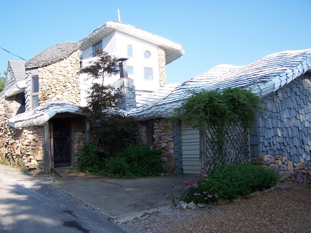 Illinois...Cave-In-Rock...The Cave House And Stone Wall...Very Strange But Interesting...Unique...This House Belongs In Bedrock (Flintstones)......(1622394350) by 1622394350