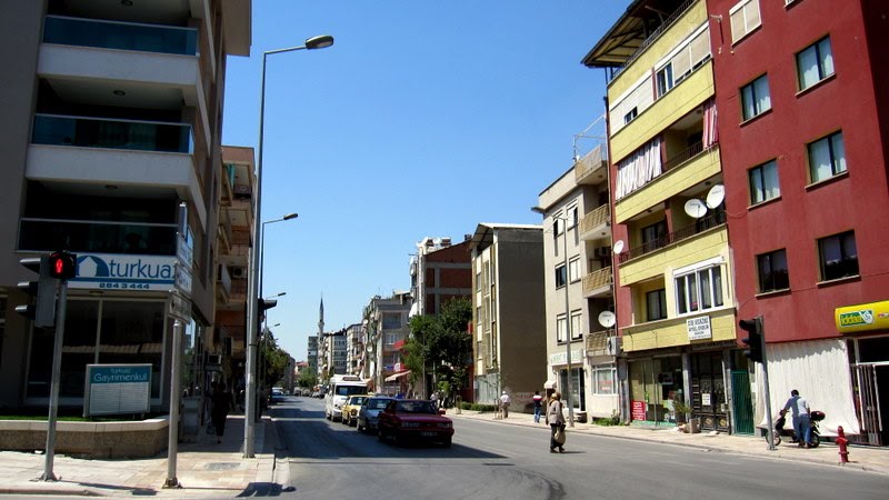 Kıbrıs şehitler caddesi lise yanı Osman Ünlü by Osman Ünlü