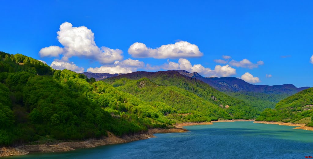 Siriu lake by IceBox