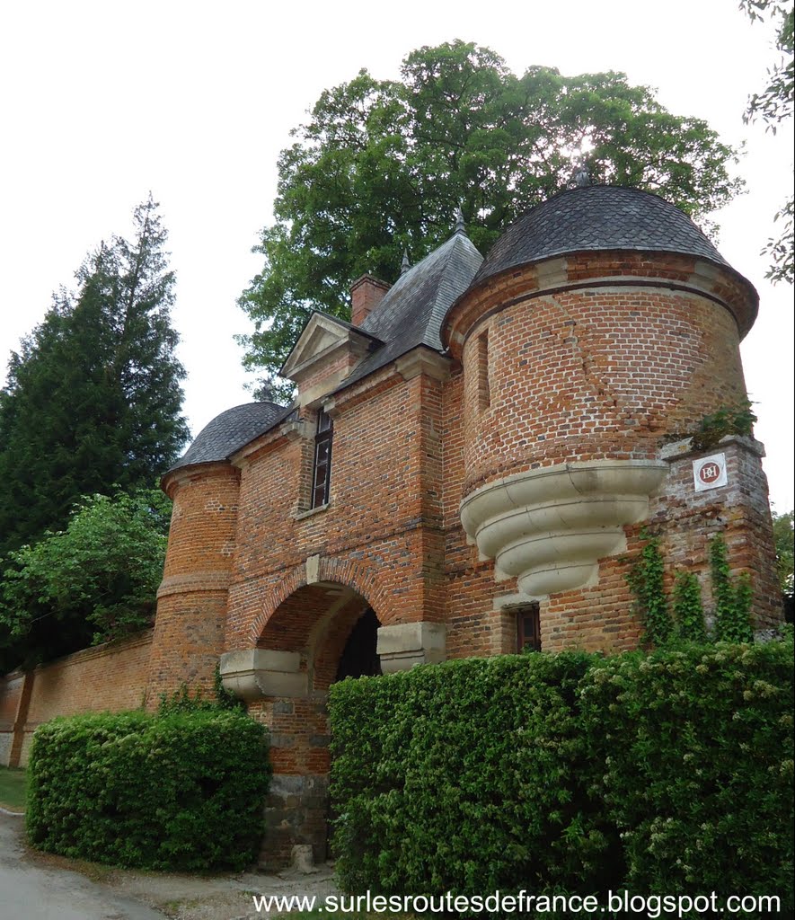 Saint-Denis-le-Ferment - Poterne du Chateau "Les Grands Bois", XVIIe (MH) by Grég' Of Huest