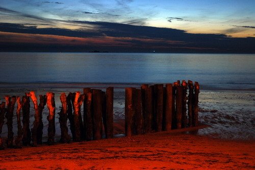 Saint Malo - brise lame by jacky bachelet