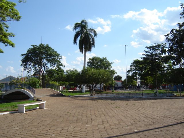 Praça dos Estudantes - Aquidauana - MS by Thiago Azzem