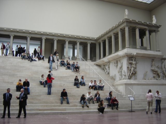 Pergamon Museum by EmmanuelCabreraAldan…