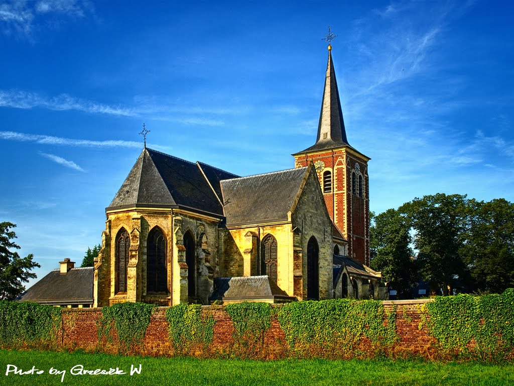 Neeroeteren - Kościół St.-Lambertuskerk by Grzesiek Waganiak