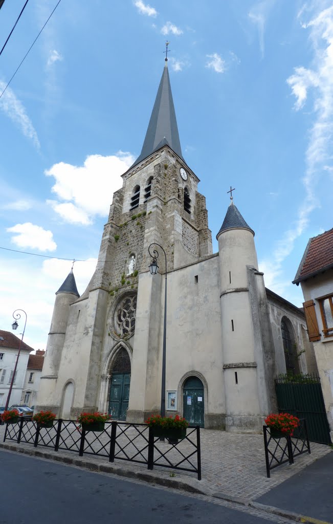 L'Église Saint-Pierre-et-Saint-Paul de Jouarre by Romain.D.C