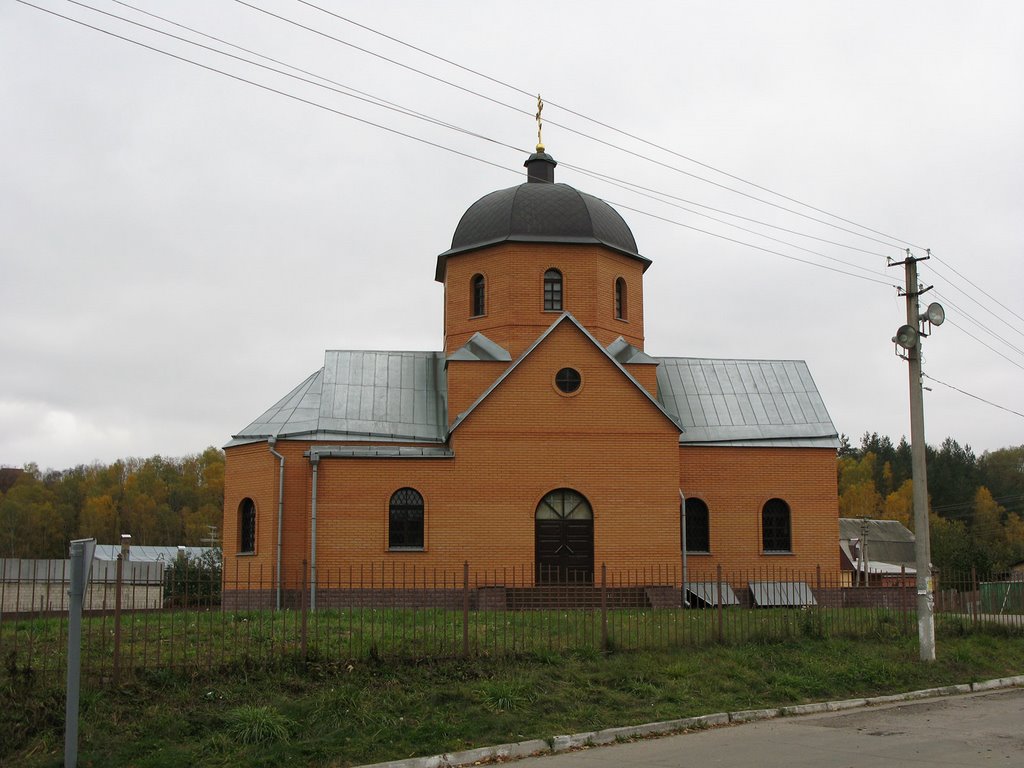 Церква в с. Лісники by Leonid Andronov