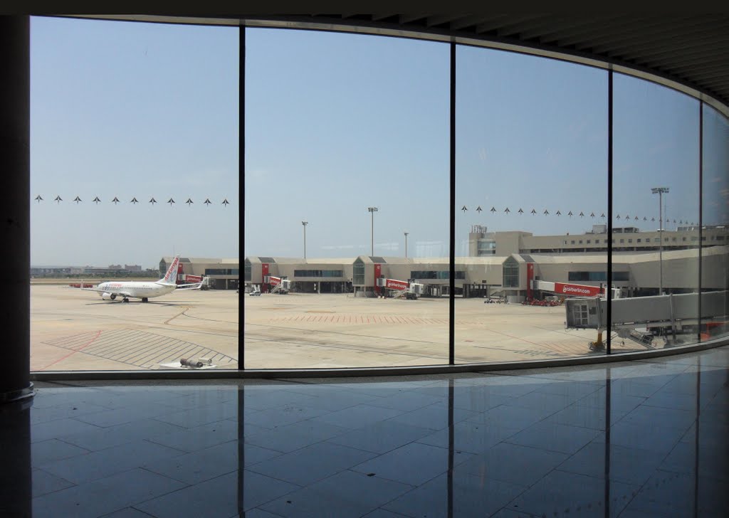 Aeropuerto, Palma by AGChristensen