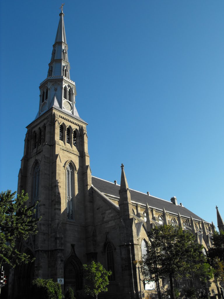 Saint-Pierre-Apôtre Catholic Church by pegase1972