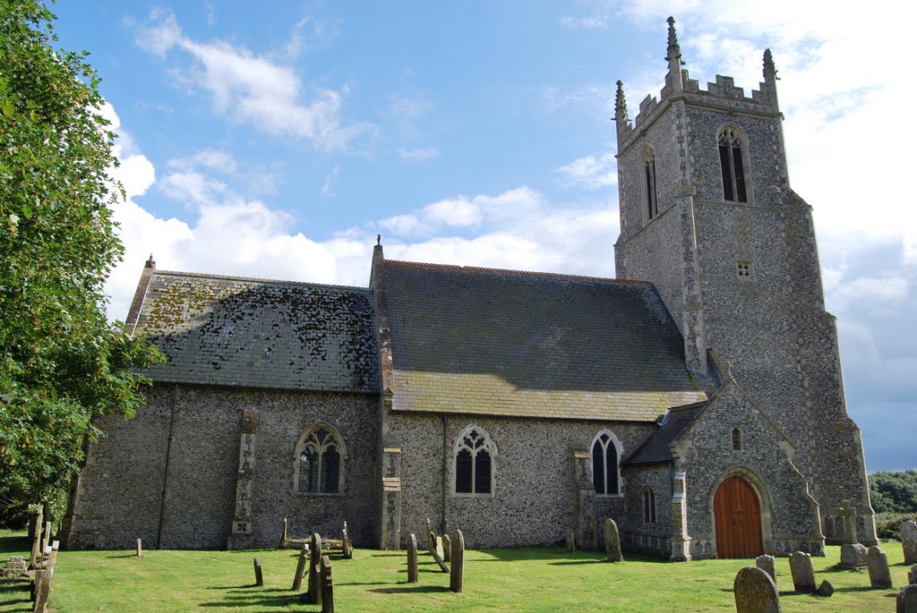 Runham, Norfolk, Ss Peter and Paul N aspect by ♫ Russ Hamer