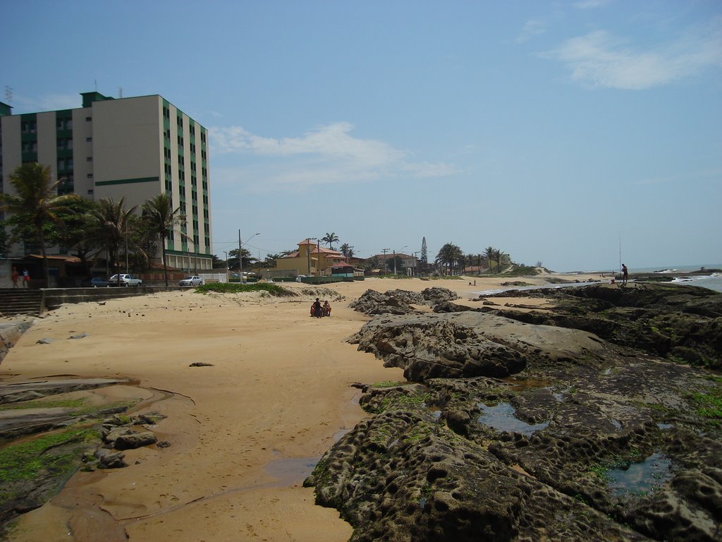 Praia do Iate - Marataízes, ES by Emanuel P. Tavares