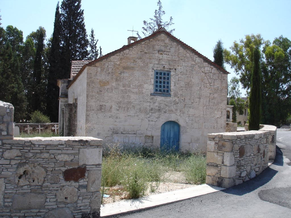 Agrokipia old church by Amphi-Polys