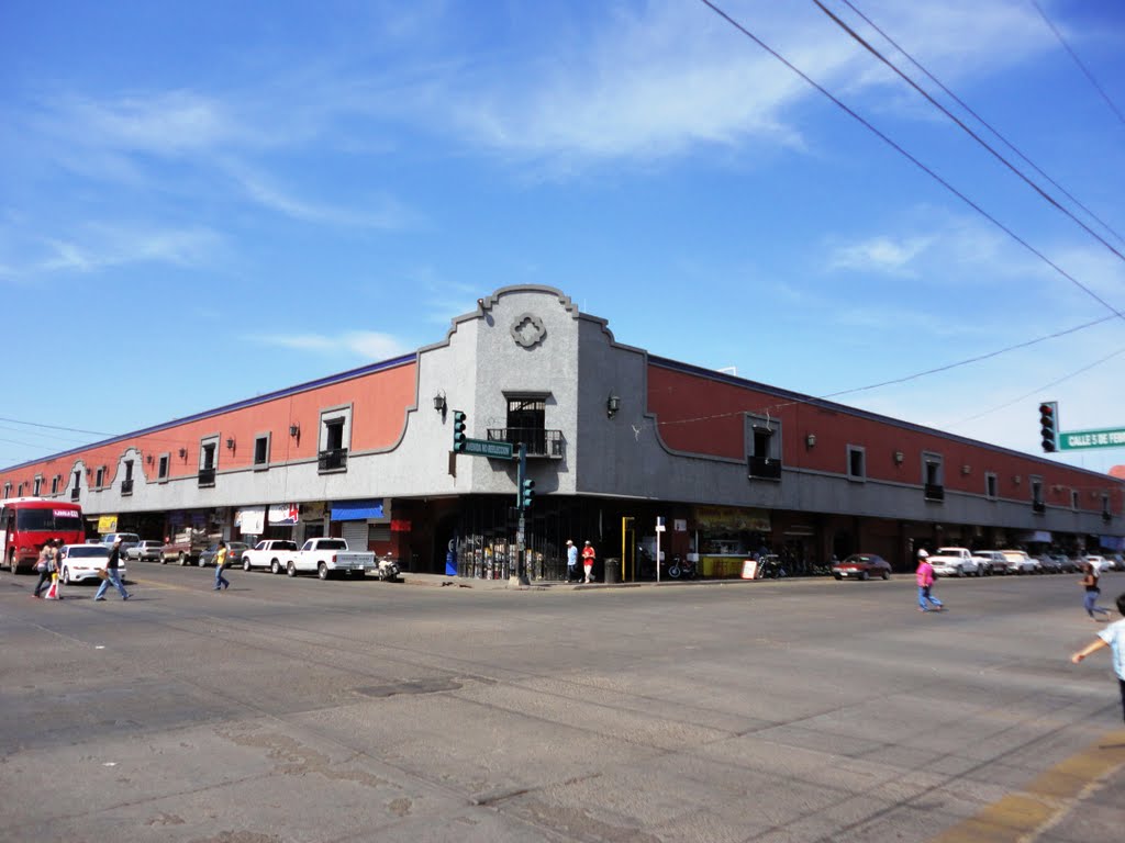 Mercado Municipal desde la esquina de 5 de Febrero y No Reeleción by mishima281981