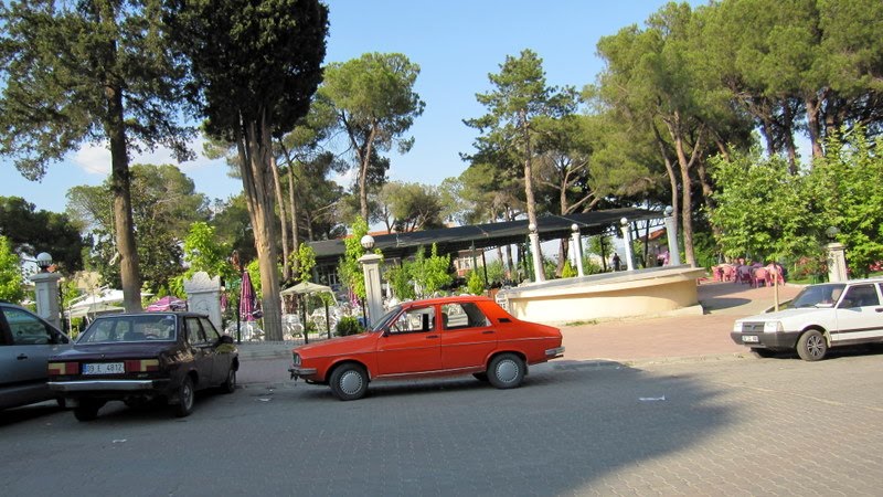 Buldan park girişi Osman Ünlü by Osman Ünlü