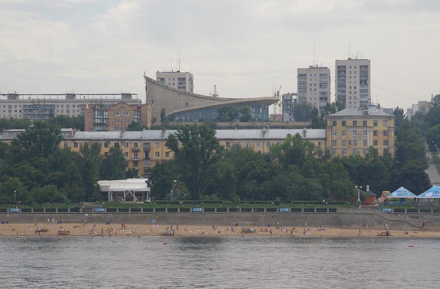 Вид на Самарский цирк и Волжскую набережную / View of Samara circus and the Volga enbankment (05/08/2007) by Dmitry A.Shchukin