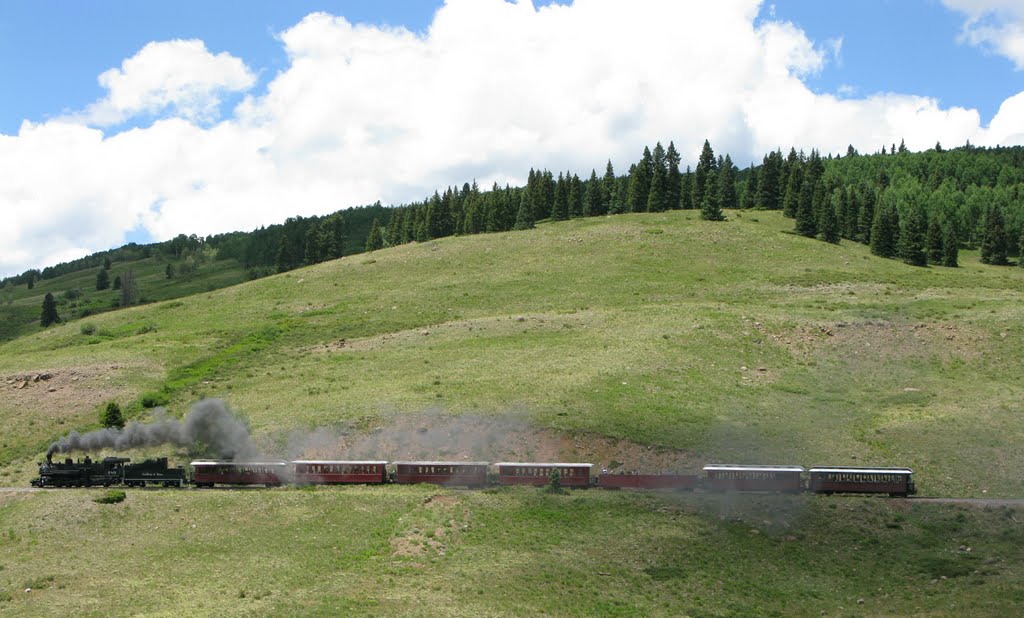 Leaving Osier Station by Trent Rock