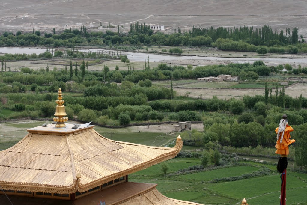 GREEN LEH (Trip to Paradise of World On Bike 2011) by Sonu Dhadwal