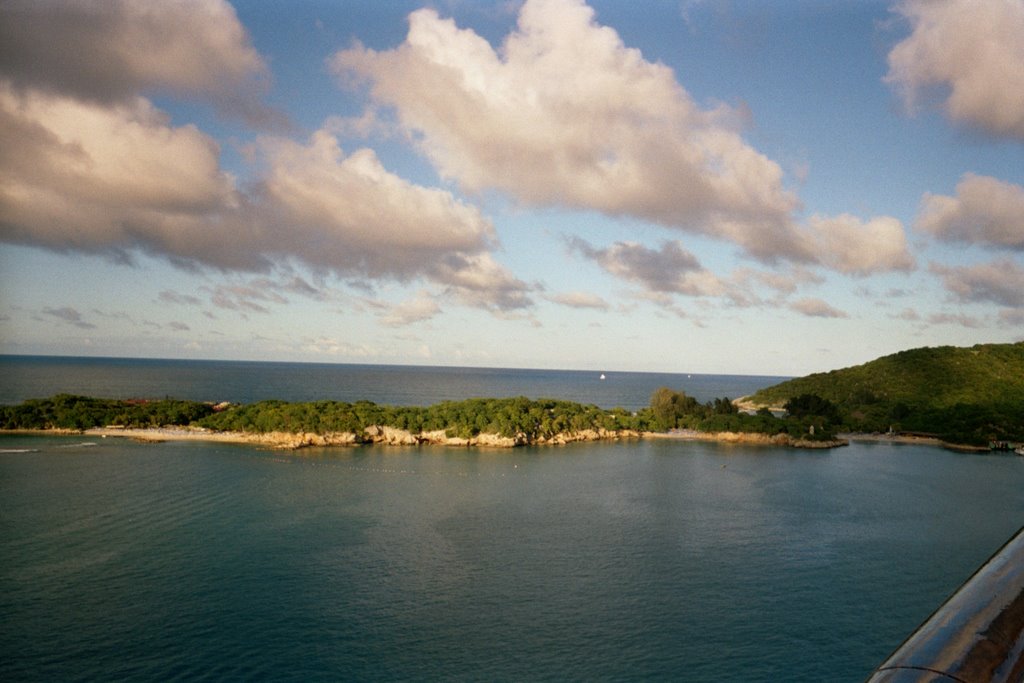 Peninsula at Labadee by Stephen Sweeney