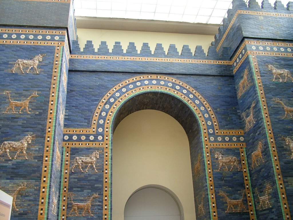 La Puerta de Ishtar by La Pavana