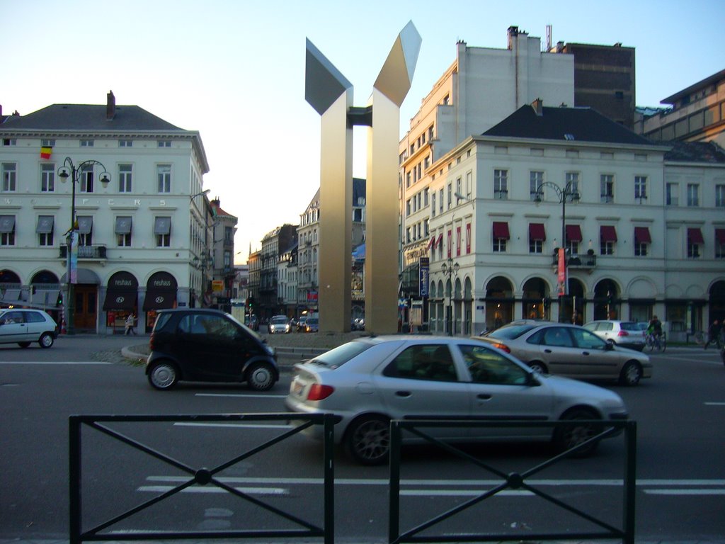 Porte de Namur by cadenaweb