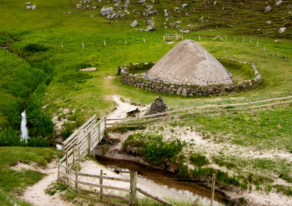 Iron Age House in Great Bernera, Isle of Lewis, Scotland by neepdocker