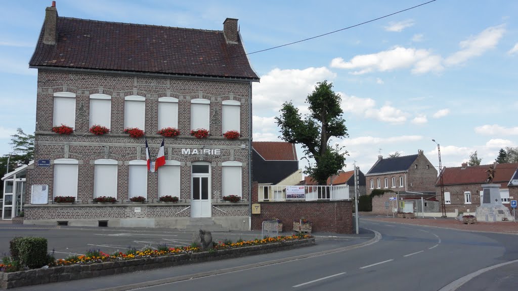 Mairie de Fressain by Roger Machin