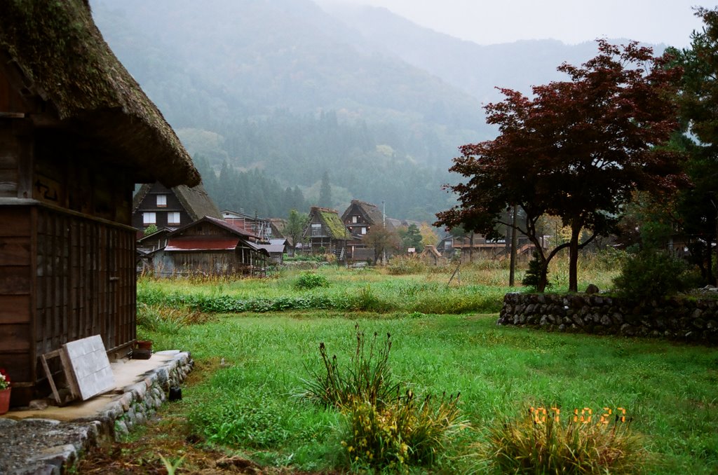 Rural view in Shirakawago Oct.2007 by kazu dansan