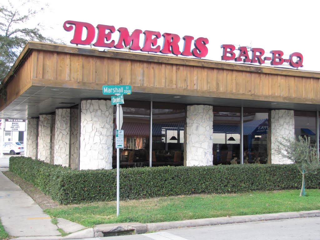 Demeris Bar-B-Q on S. Shepherd by Wolfgang Houston