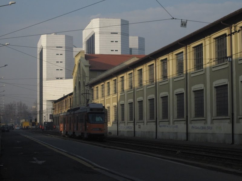 Via Messina by Paulo Henrique Coneglian Oliveros