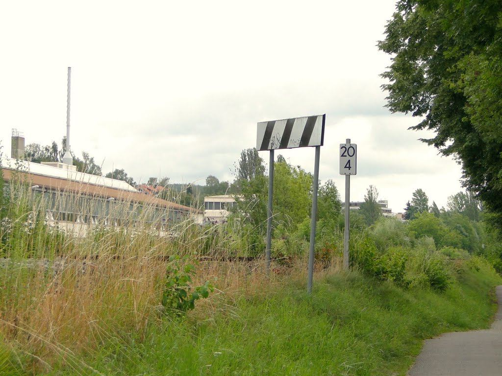 Haltepunkttafel Ne6 vor Nußdorf by bke