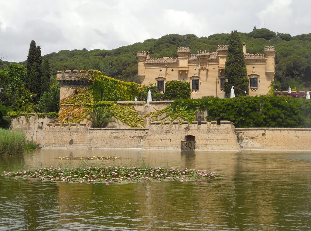 Arenys de Munt: Castell Jalpí by Pedro Salcedo i Vaz