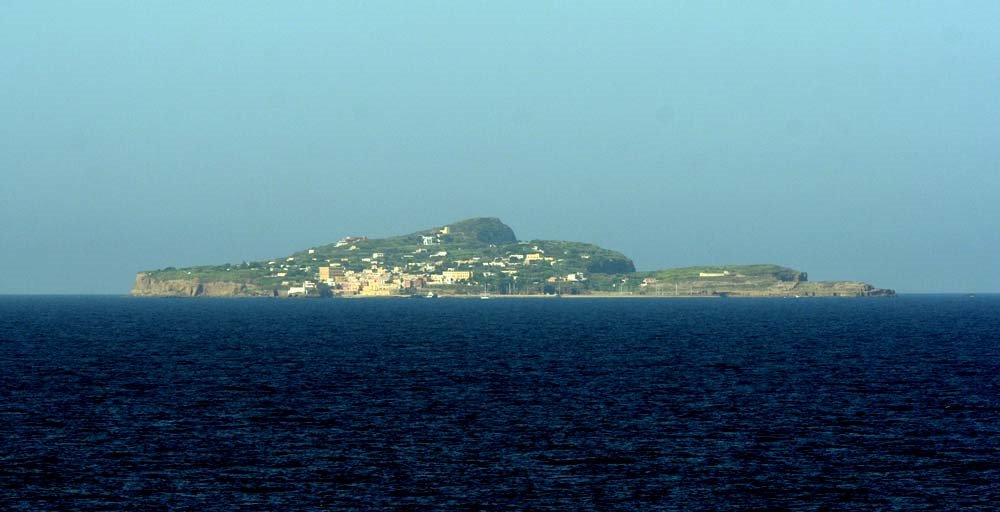 VENTOTENE by francesco de crescen…