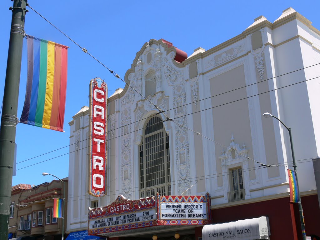 Castro Theatre, San Francisco, California by J.gumby.BOURRET