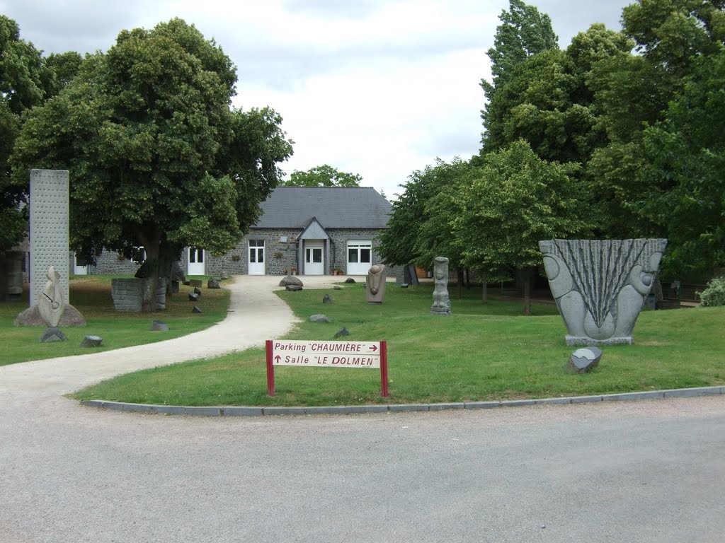 Sculptures dans le Jardin de Granit à Lanhélin ©A.Cocherie by Haute Bretagne