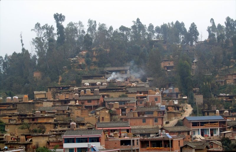 Chengzhi village, Luxi, Yunnan by Dolphintorn