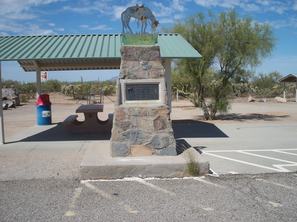 Tom Mix Memorial by horsegoggles