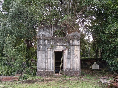 Cementerio de Loreto by Tam Muro