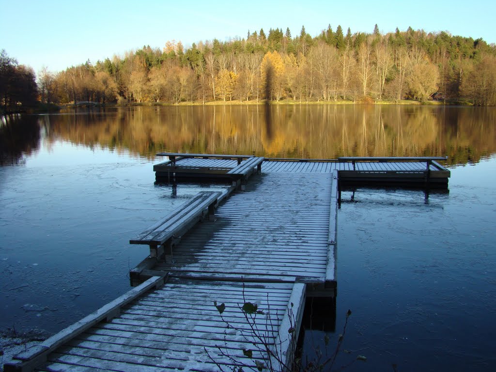 First Ice on Pikku-Vesijärvi by PlamenB