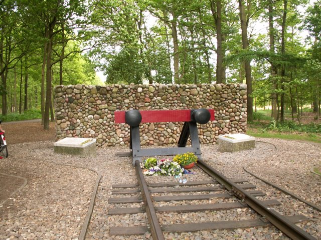 Kamp Westerbork by Luc De Rop