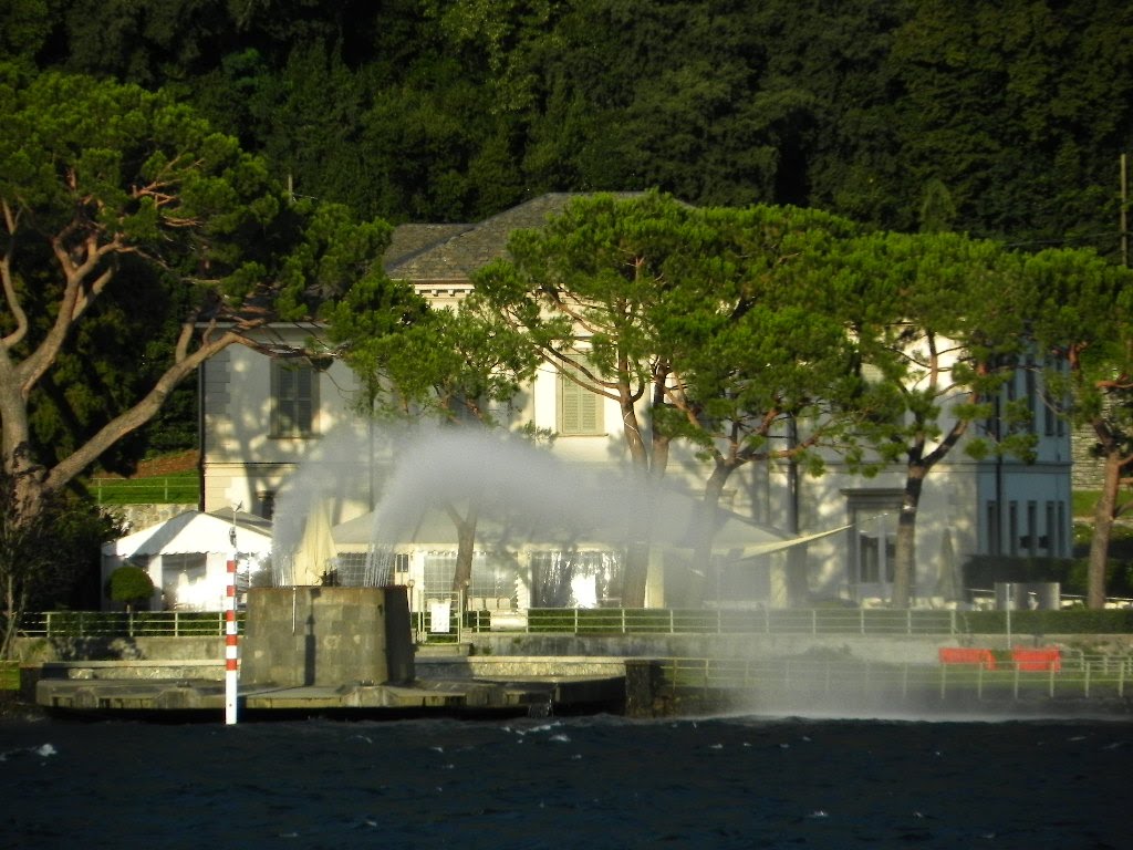 La fontana di Villa Geno by aniello bizzoco